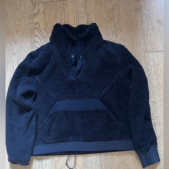 Ivivva (Lululemon) Sweatshirt - Picture 1 of 1